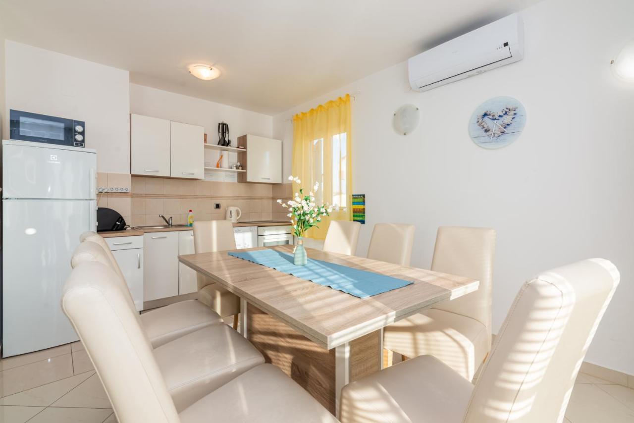 Apartment Mimoza 5, Baska, Krk ภายนอก รูปภาพ