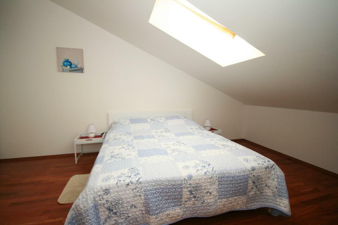 Apartment Mimoza 5, Baska, Krk ภายนอก รูปภาพ
