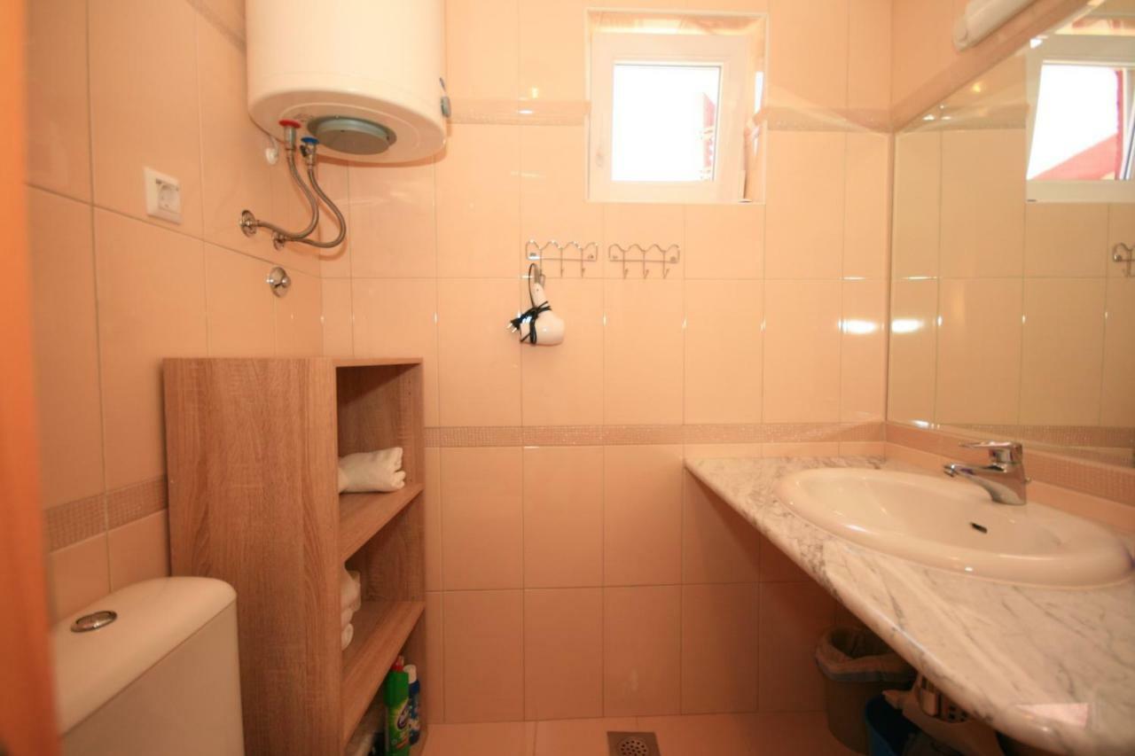 Apartment Mimoza 5, Baska, Krk ภายนอก รูปภาพ